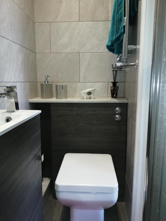 Charming Pink House With Perfect Location Apartment Whitstable Ngoại thất bức ảnh