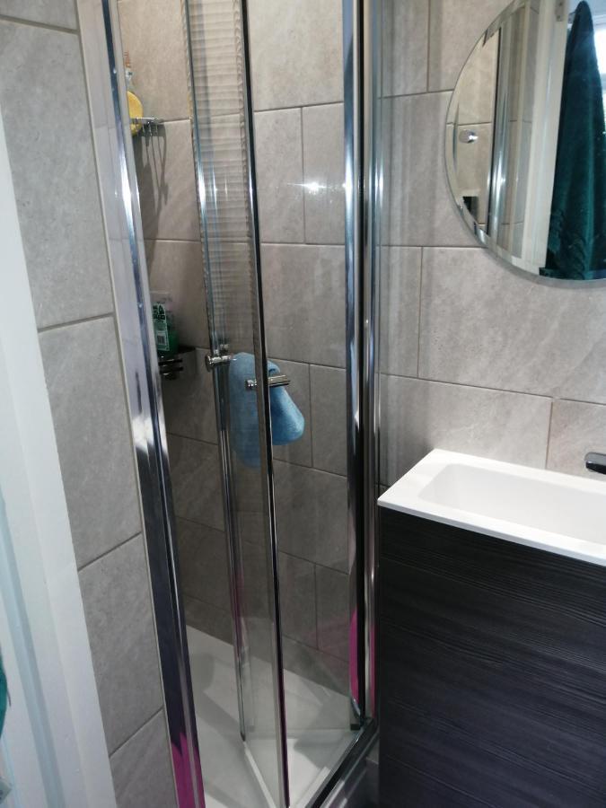 Charming Pink House With Perfect Location Apartment Whitstable Ngoại thất bức ảnh